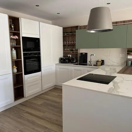 Wardija Heights Luxury Penthouse *