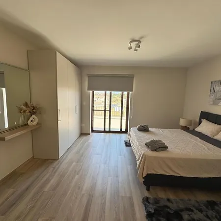 Lägenhet Wardija Heights Luxury Penthouse Qala