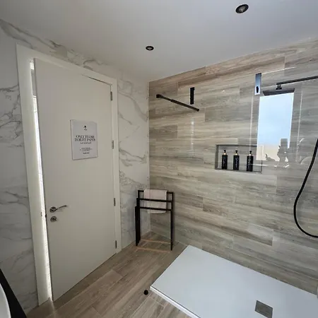 Wardija Heights Luxury Penthouse Appartamento *